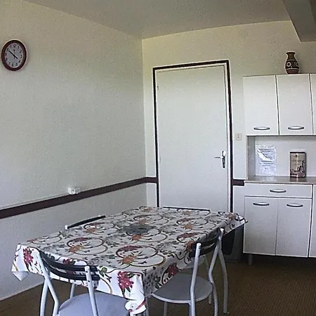 Studio 2 Pers. A Proximite Du Lac 70050 شقة Cazaubon